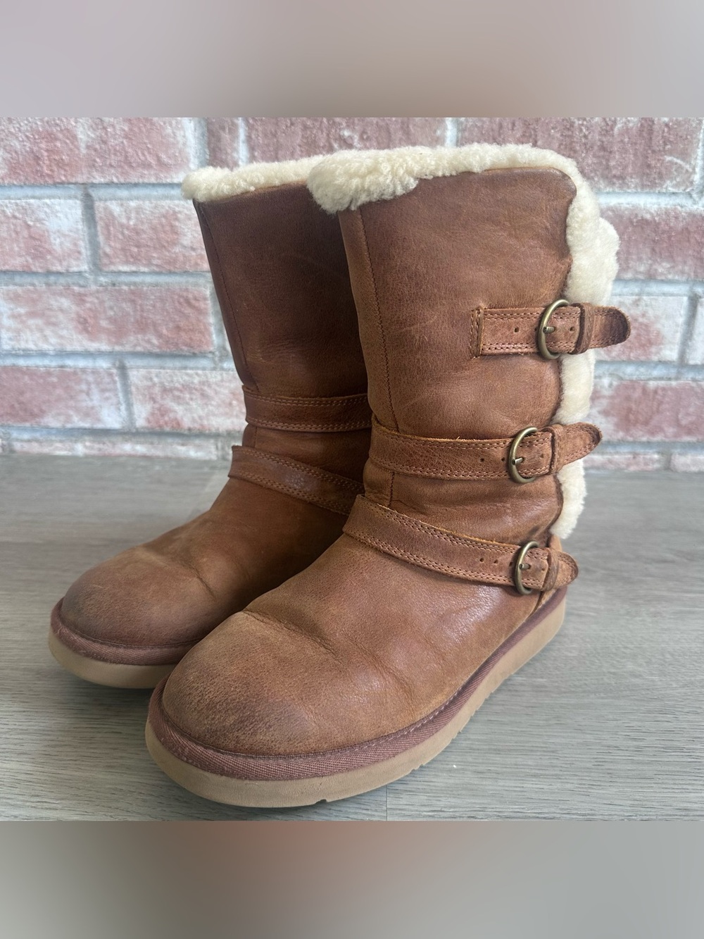 UGG Becket Tall Shearling Boots Winter Women’s 6 Chestnut Leather Buckle Snow
